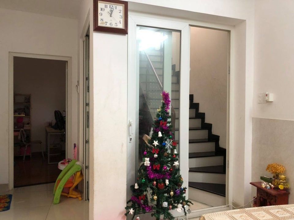 Chính chủ : bán nhà đường Trường Sa, Quận Phú nhuận , dt : 46m2 Nhà bán: DT 46m2(DTXD 138m2)
