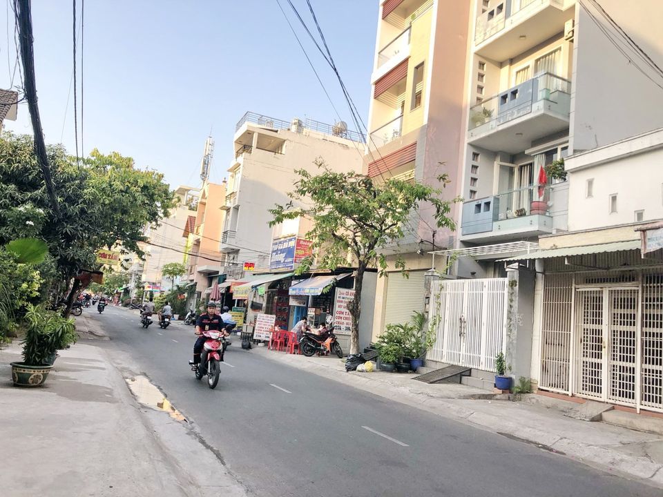 BÁN NHÀ MẶT TIỀN ĐƯỜNG SỐ ĐẸP NHẤT KHU CƯ XÁ NGÂN HÀNG, Q7 DT: 4x18 NH 5m, hướng Tây