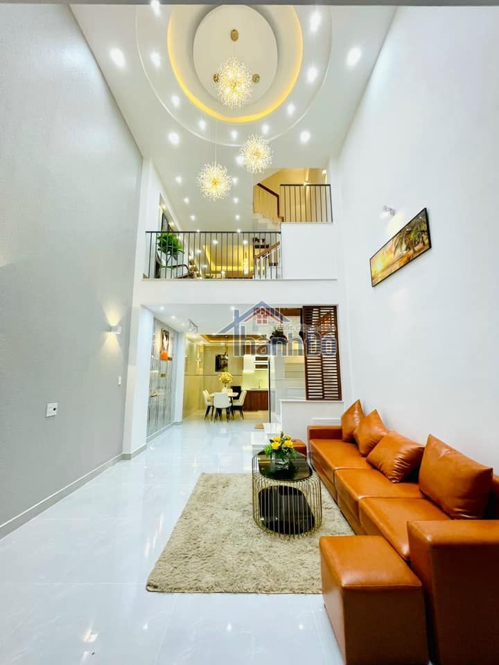 Bán căn nhà đường số 1 phường 11 Gò Vấp, Diện Tích 4+13 Vị trí Víp hẻm thông xe hơi
