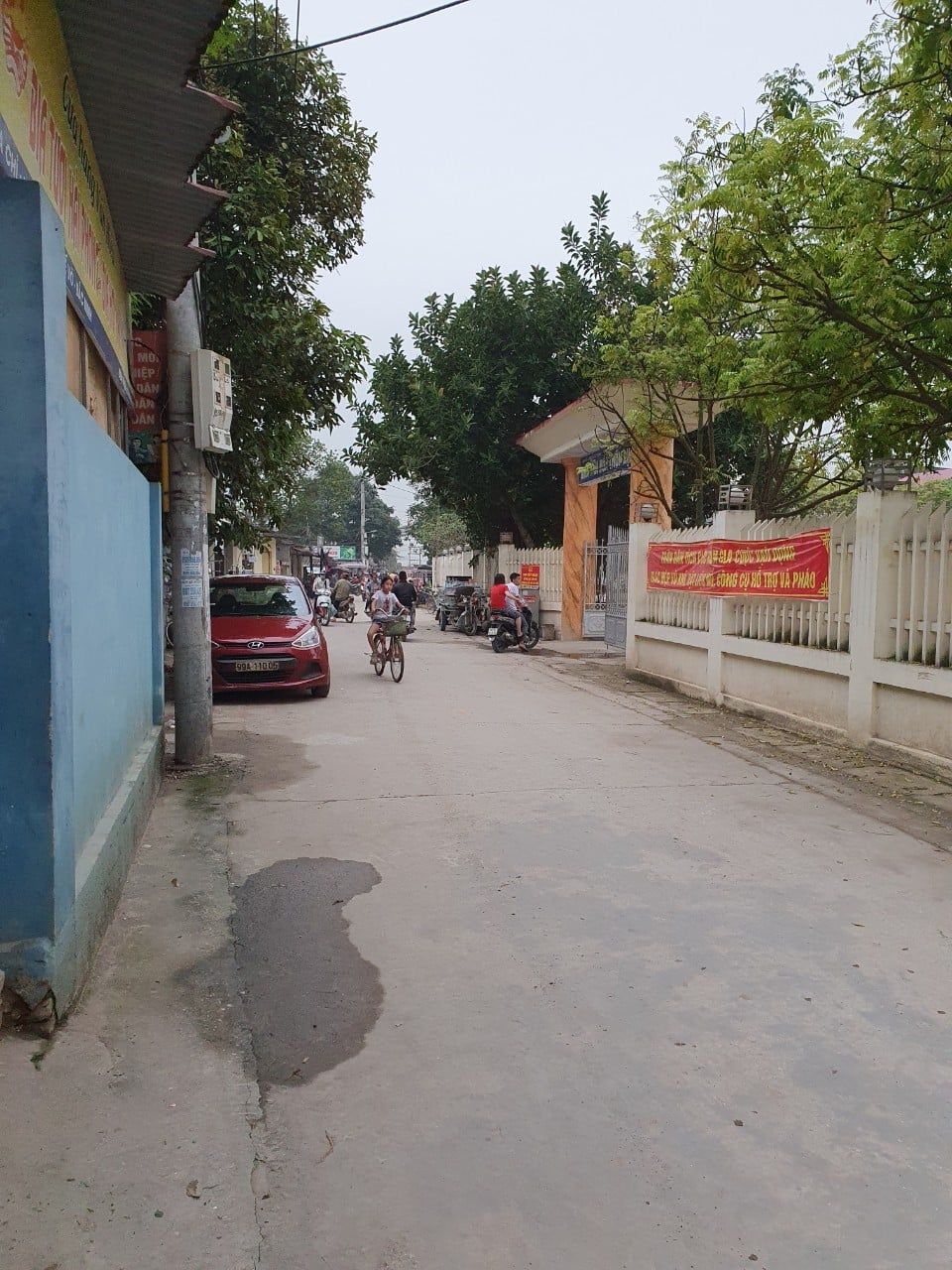 CHÍNH CHỦ CẦN BÁN ĐẤT KCN QUẾ VÕ 3 THÔN LỰA VIỆT HÙNG, QUẾ VÕ. LH: 083 988 3235 Diện tích 200m2.