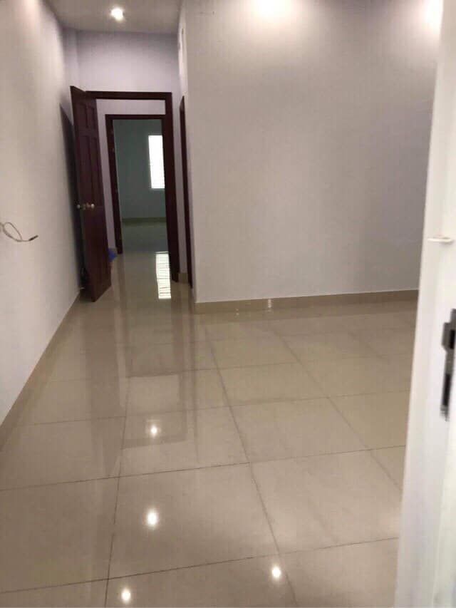 BÁN NHÀ ĐẸP Ở LIỀN XE HƠI NGỦ TRONG NHÀ 1/ Trường Chinh/ Quận 12 Giá: 7 tỷ thương lượng chủ