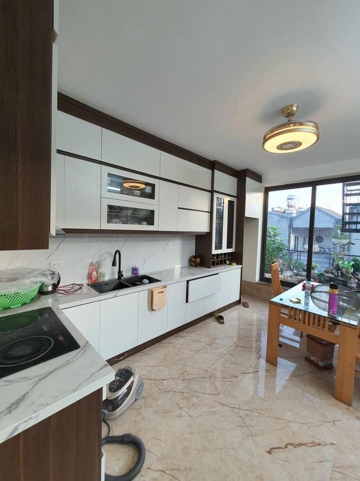 SIÊU PHẨM QUẬN HBT 20M RA MẶT PHỐ NHÀ 7 TẦNG CỰC ĐẸP THANG MÁY GẦN HỒ GƯƠM