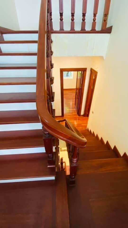 BIỆT THỰ VIP LÀNG VIỆT KIỀU CHÂU ÂU HÀ ĐÔNG GIÁ 20 TỶ DT 130m2 MT 10m HAI MẶT PHỐ TRƯỚC SAU