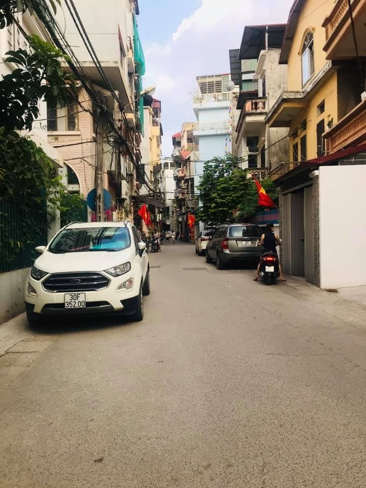 SIÊU HIẾM CÓ PHỐ TÂY SƠN 3.2 TỶ CÓ GARA OTO VỊ TRÍ CỰC TỐT 6 TẦNG ĐẦY ĐỦ CÔNG NĂNG Ngõ rộng