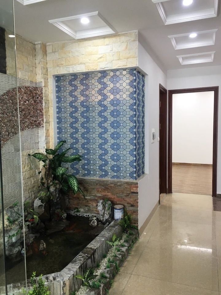 Bán gấp biệt thự Lạc Long Quân !!! Ô tô tránh, kinh doanh Ngõ thông, sổ nở hậu Diện tích 74m2