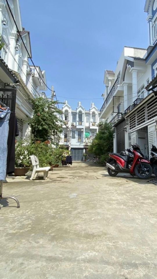 BÁN NHÀ LÊ VĂN SỸ QUẬN 3 GIÁ HẠT DẺ CHỈ CÒN 7,95 TỶ Pháp lý chuẩn trong sạch sổ vuông đẹp