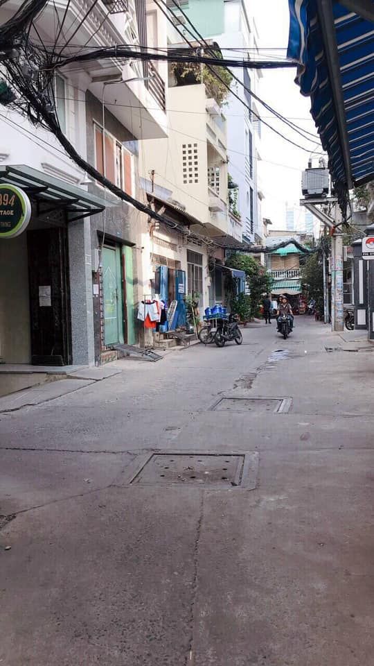 Bán nhà Quận 10 Giá rẻ hơn thị trường Giá 6,8 tỷ Hoàng Vũ 0934033188 2 mt hẻm 3,0m và 4,5m