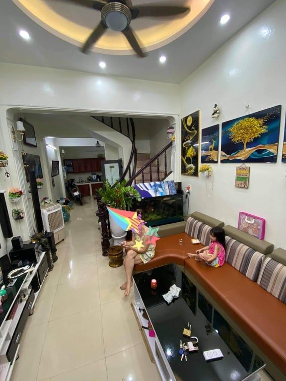 Nhà 3 tầng dân xây ngõ đường Hàn Thuyên gần trường, chợ, các sở ban ngành của Tỉnh