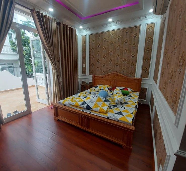 Bán nhà Dát Vàng 6PN! 4 tầng HXH Lê Đức Thọ,P.6,GV 100m2 giá 10,8 tỷ
