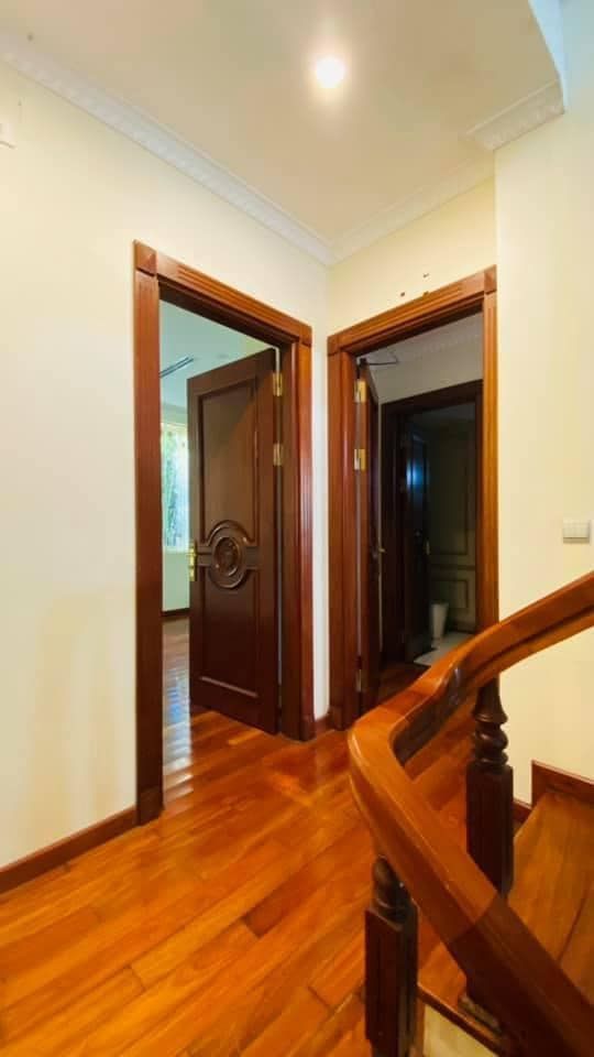 BIỆT THỰ VIP LÀNG VIỆT KIỀU CHÂU ÂU HÀ ĐÔNG GIÁ 20 TỶ DT 130m2 MT 10m HAI MẶT PHỐ TRƯỚC SAU
