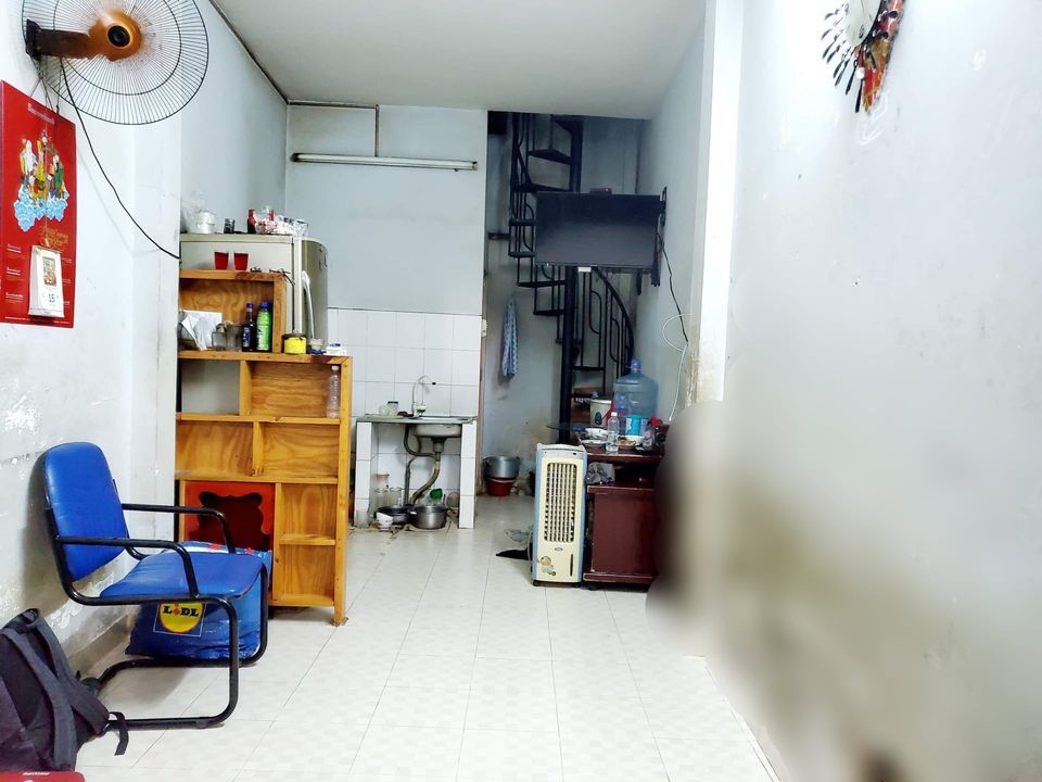 Tài Chính 1.75 Tỷ, Có Ngay 1 Căn Nhà Lê Thúc Hoạch, Quận Tân Phú, Hẻm 6m, ( 3x7 ) LH 0907.789.838