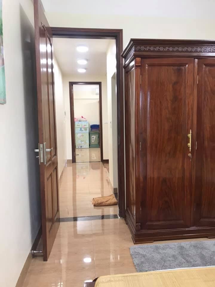 Gia đình cần bán nhà khu tái định cư lưu phái xã ngũ hiệp huyện thanh trì hn.khu nhà ở rất sạch sẽ
