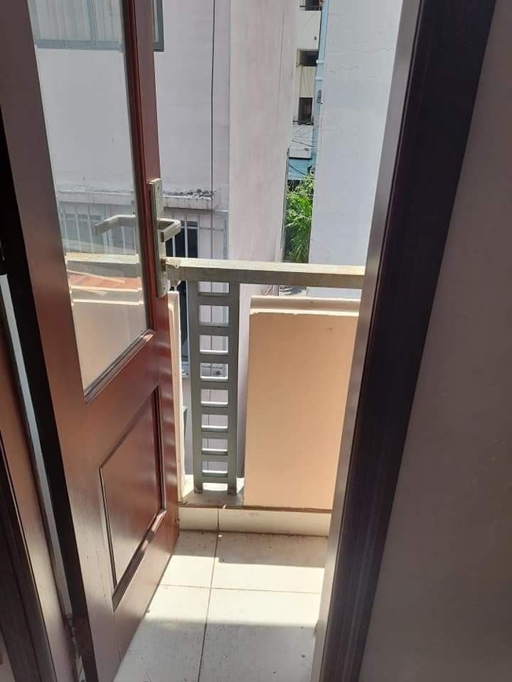 CHỈ 3.9 TỶ NHÀ QUẬN 3 - 5 TẦNG TẶNG TOÀN BỘ NỘI THẤT NGAY CÔNG VIÊN XANH MÁT