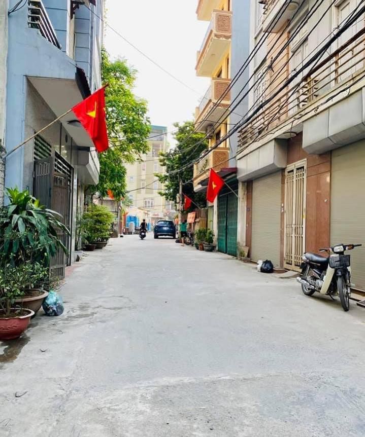 SIẾT NỢ TRUNG TÂM BA ĐÌNH LÔ GÓC NHÀ CỰC ĐẸP 35m2