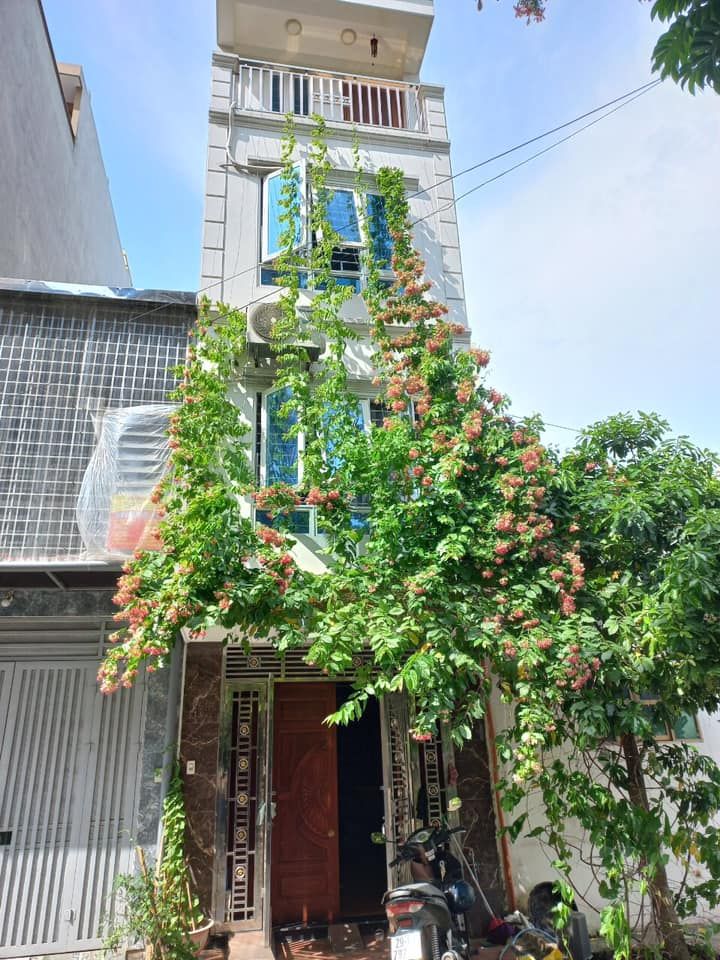 Gia đình cần bán nhà khu tái định cư lưu phái xã ngũ hiệp huyện thanh trì hn.khu nhà ở rất sạch sẽ