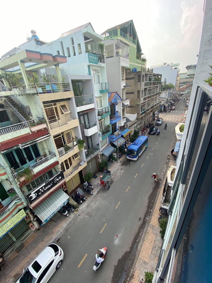 Nhà Mặt tiền Phó Cơ Điều Phường 12 , Quận 5 đoạn 2 chiều xe chạy và đậu thoải mái DT