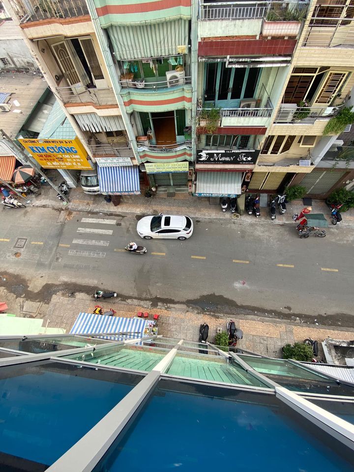 Nhà Mặt tiền Phó Cơ Điều Phường 12 , Quận 5 đoạn 2 chiều xe chạy và đậu thoải mái DT