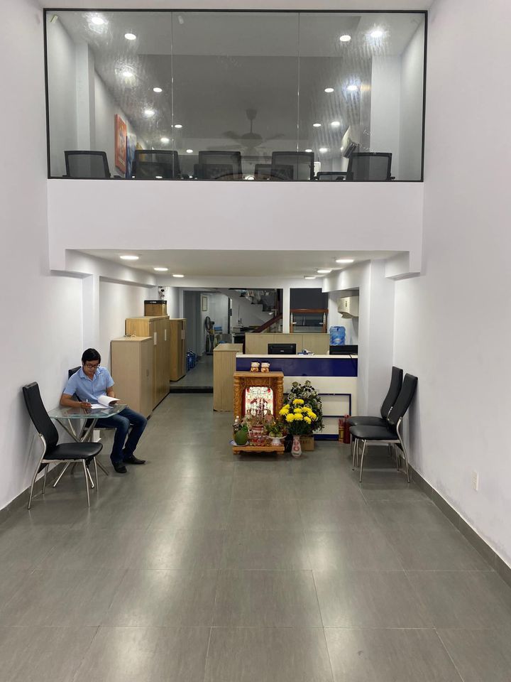 Nhà Mặt tiền Phó Cơ Điều Phường 12 , Quận 5 đoạn 2 chiều xe chạy và đậu thoải mái DT