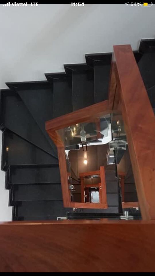 Bán nhà TRƯỜNG CHINH TT Đống Đa 5 tầng lung linh 3 bước oto tránh an sinh tuyệt đỉnh Diện tích 40m