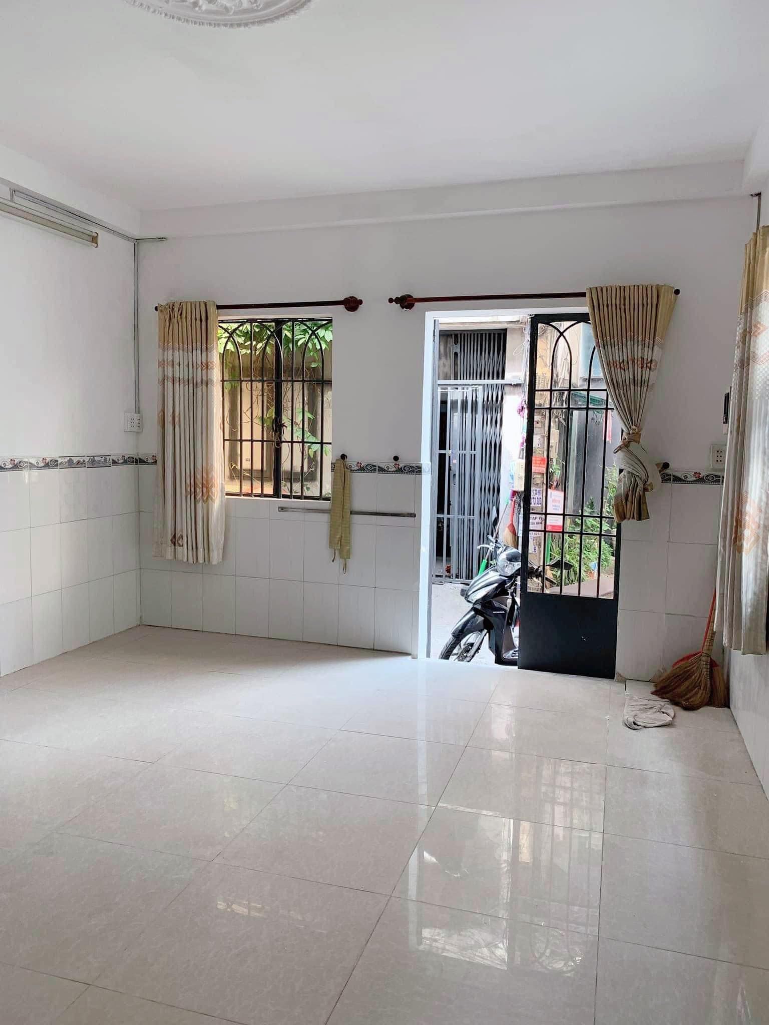 siêu phẩm shr-hxh lô góc 2mt Phạm Văn Bạch 30m2 2tang-2 tỷ nhỉnh 0932030061