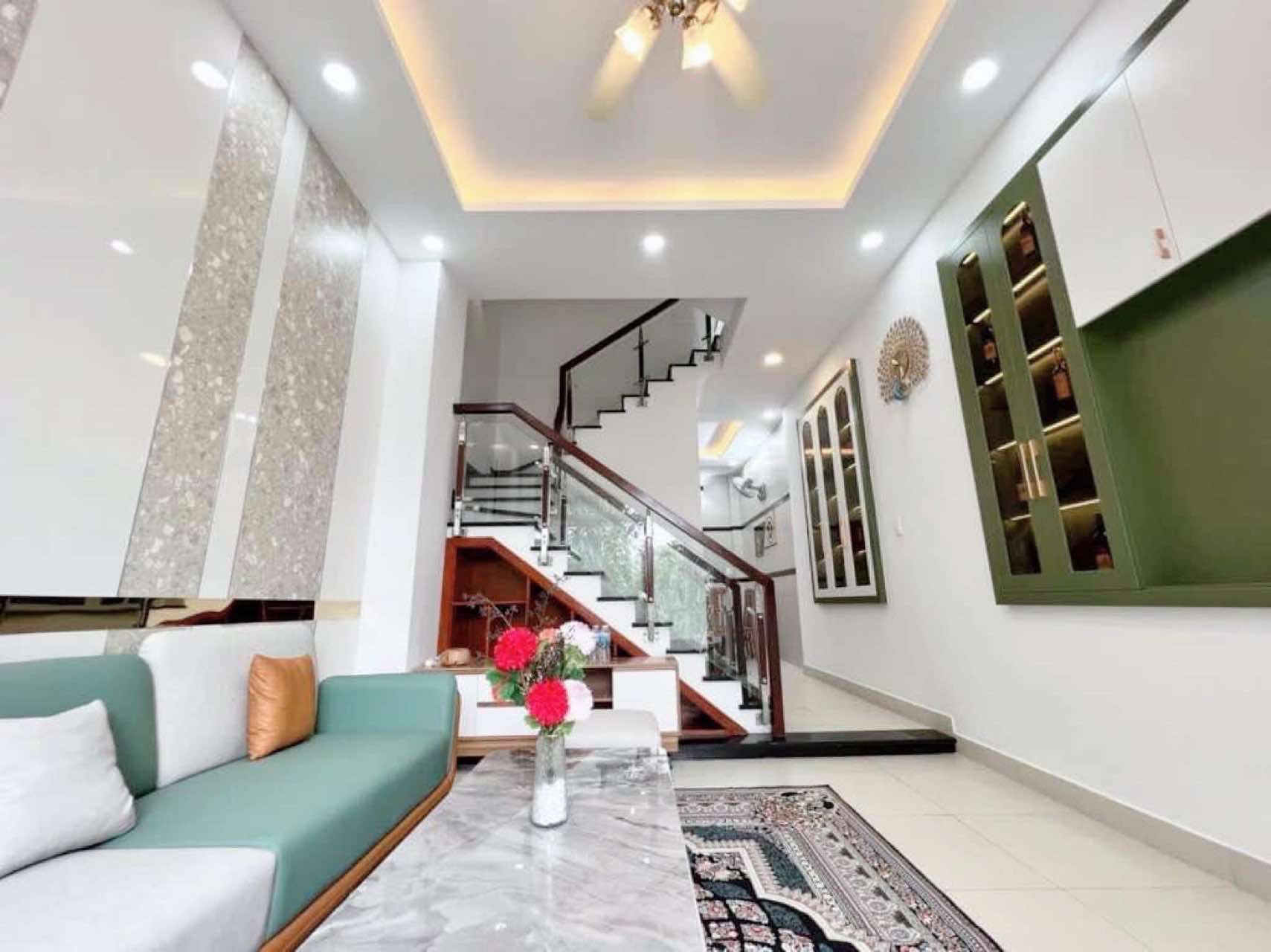 Bán nhà hxh 46m2-4tang Nguyễn Duy Cung Gò Vấp - liền kề Emart - 6 tỷ nhỉnh 0932030061