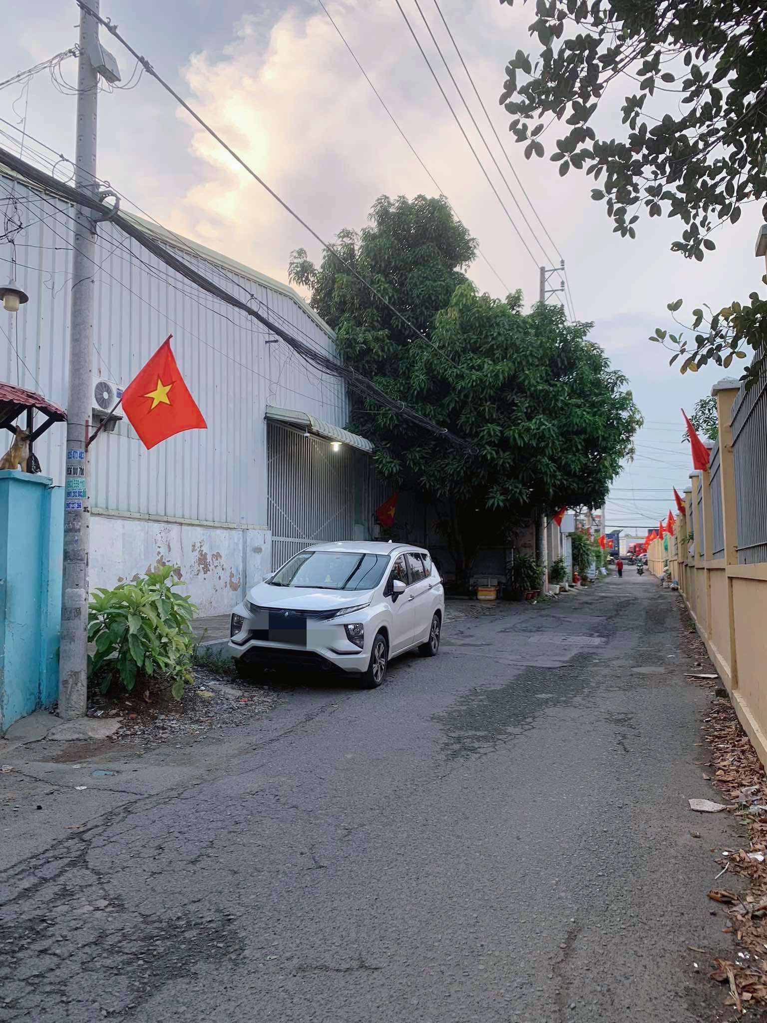 Bán nhà full nt 48m2-4tang sát mt QL1A Q12 ,oto ngủ nhà, sát KDC Tân Tiến - 5 tỷ nhỉnh 0932030061