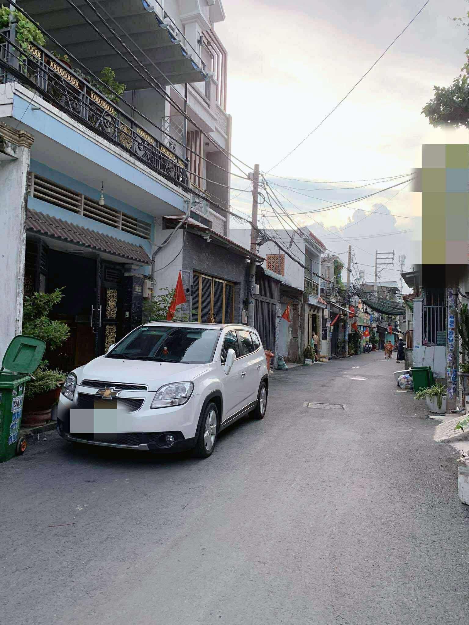 Bán nhà đường 6m thông 70m2-3tang Trần Thị Hè Q12 ,ngay sát Hiệp Thành City- 6 tỷ nhỉnh 0932030061
