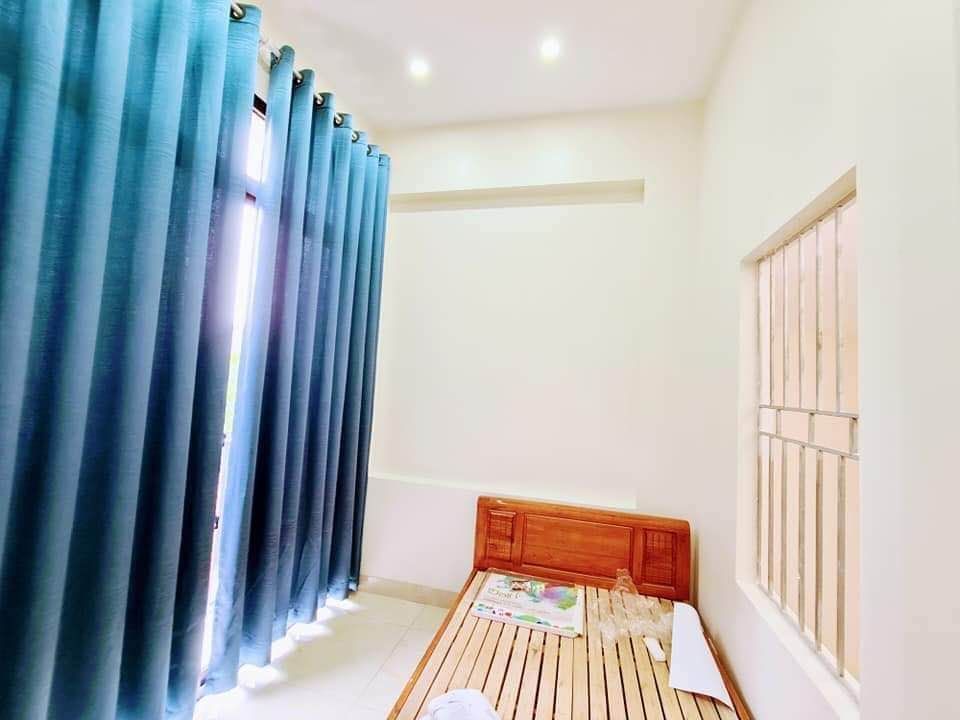Bán nhà đẹp Bằng Liệt Hòng Mai 4 Tầng Giá 2t35 Tỷ .ô tô đỗ cửa T1 Phòng khách