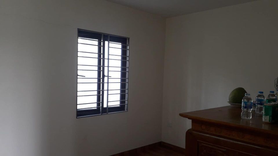 NHÀ 4 TẦNG VĨNH TIẾN VĨNH NIỆM LÊ CHÂN DT 55m2 Hướng Tây Nam Nhà 2 phòng khách , 3 phòng ngủ