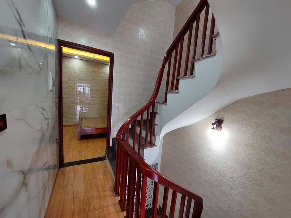 XALA , HÀ ĐÔNG CÁCH PHỐ 30M OTO VÀO NHÀ DTSD 160M2 GIÁ 4,55TỶ