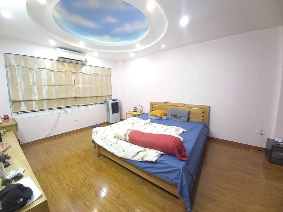 Bán nhà đẹp lung linh. Tả Thanh Oai Thanh Trì , 4 Tầng ,giá 2.45Tỷ , ngõ rộng