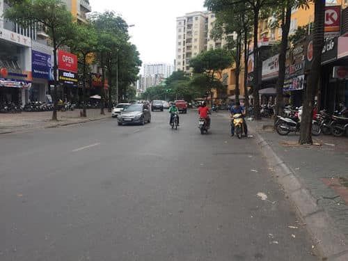 BÁN CĂN NHÀ MẶT PHỐ TRUNG HOÀ CẦU GIẤY. MẶT PHỐ QUẬN CẦU GIẤY ĐẮC ĐỊA MÁY IN TIỀN KINH DOANH TỐT