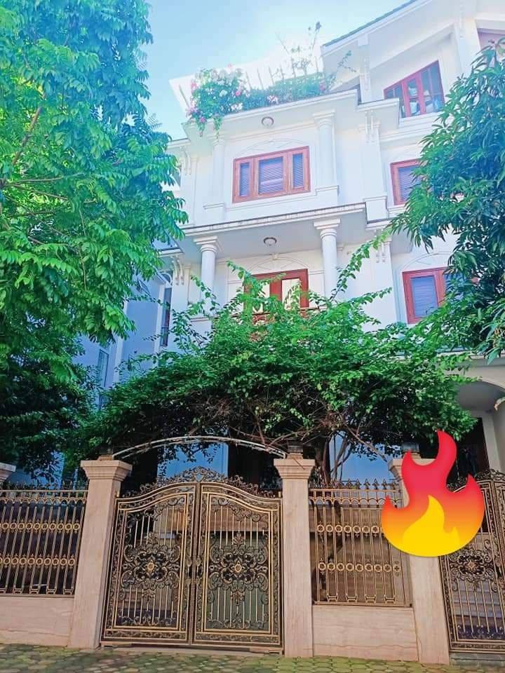 BÁN BIỆT THỰ SANG TRỌNG 150M2, 5 TẦNG, MT 10M2 - ĐẲNG CẤP - HIẾM - LÕI HAI BÀ TRƯNG - HẠ TẦNG 4.0