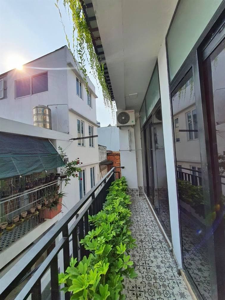 Bán nhà hẻm 1/, 571/xx Cách Mạng Tháng P. 15 Quận 10, 5.8x8.5m, giá 6.9 tỷ 1 trệt 3 lầu