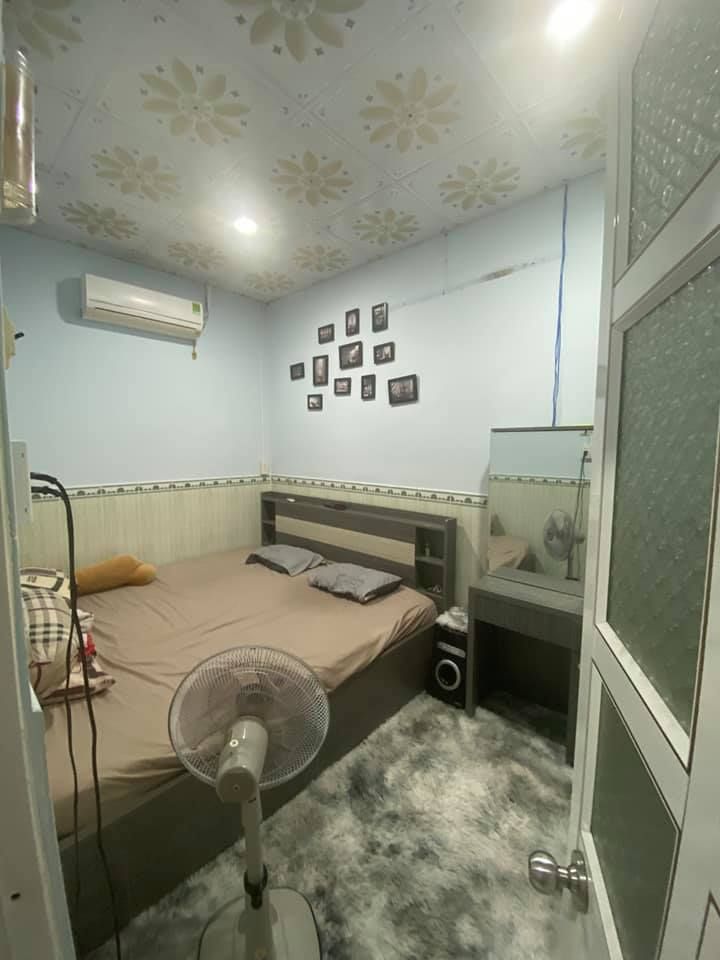 Bán Nhà Hẻm 677 Nguyễn Văn Tạo , Hiệp Phước , Nhà Bè Diện Tích : 5x17m ( 83,6m2 ) Nhà Cấp 4