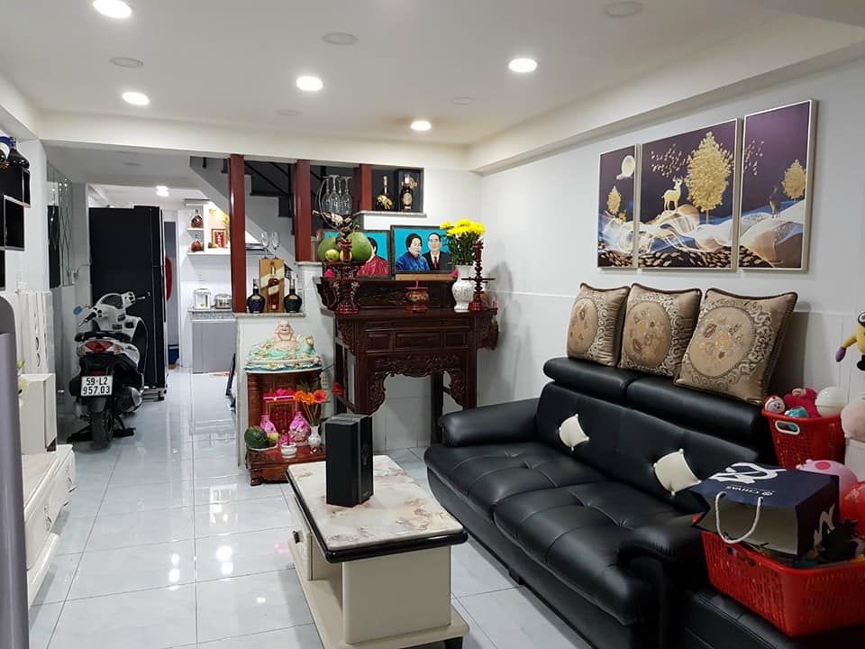 nhà bán phường 7Q8 pham thế hiển dt 3.5×12 một trệt 2 lầu 4 phòng 3 tole..shr hoàn công đầy đủ