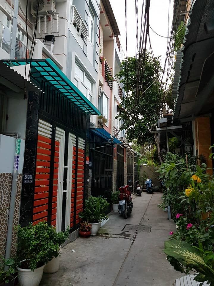 nhà bán phường 7Q8 pham thế hiển dt 3.5×12 một trệt 2 lầu 4 phòng 3 tole..shr hoàn công đầy đủ