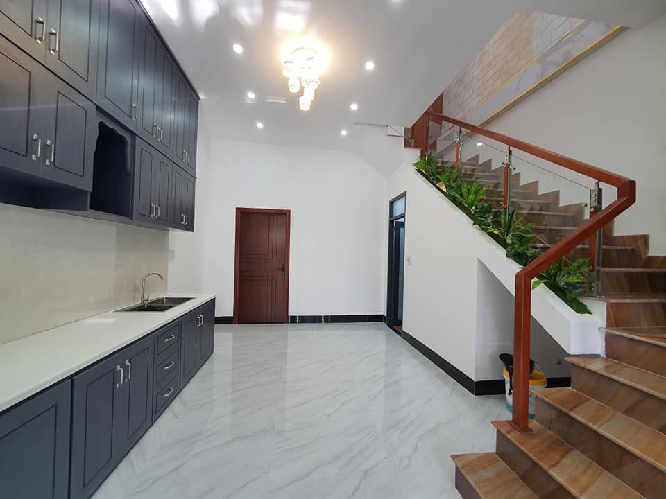 BÁN NHÀ TRỆT LẦU ĐÚC ĐƯờNG VĂN CAO LẤN BIỂN RẠCH GIÁ