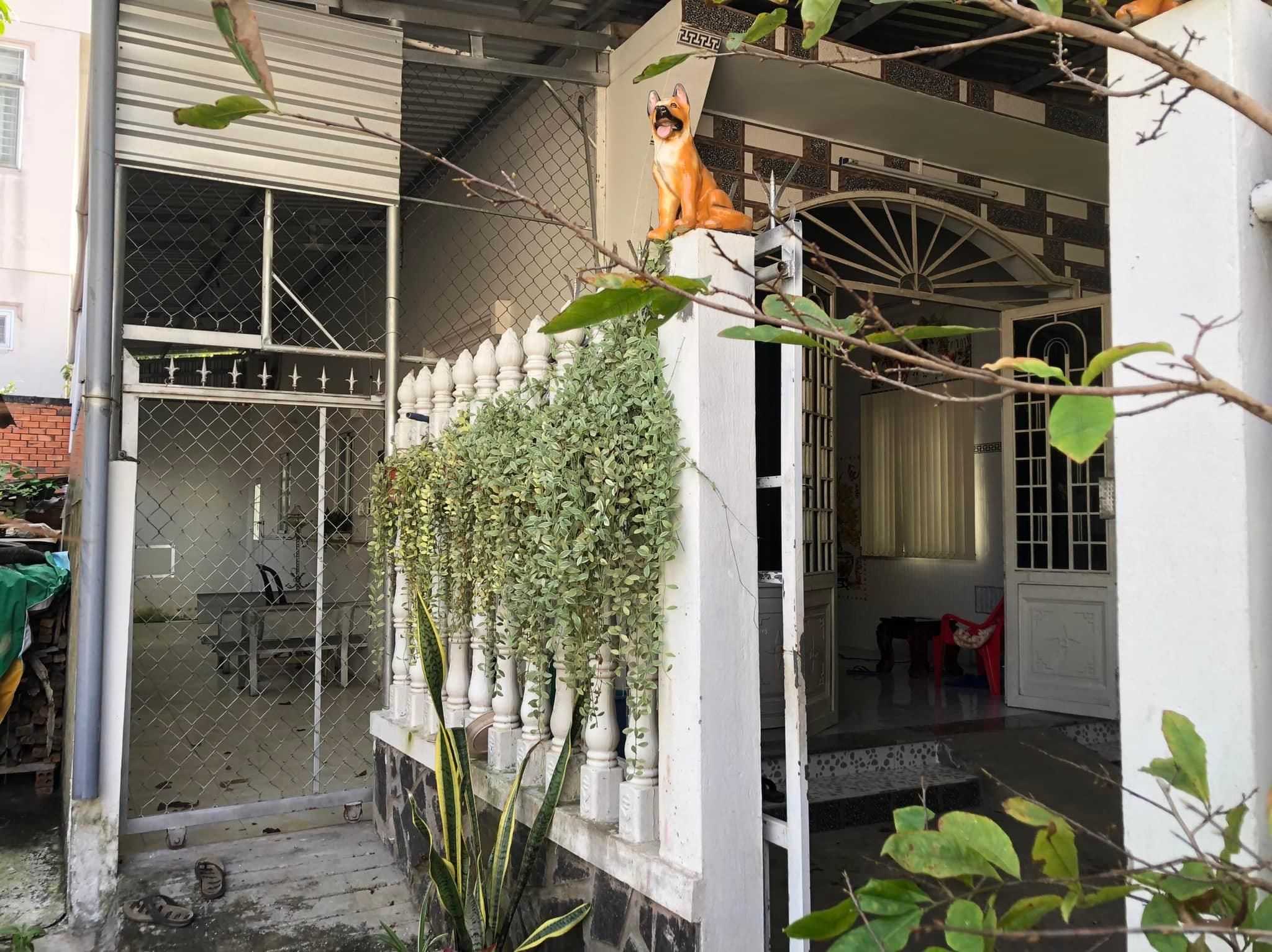 NHÀ ĐẠI HẠ GIÁ NHÀ 1 TRỆT 1 LẦU GẦN CHỢ P6 CHỈ 100M GIÁ CHỐT 1 TỶ 200 TR KHÔNG DÍNH QUY HOẠCH