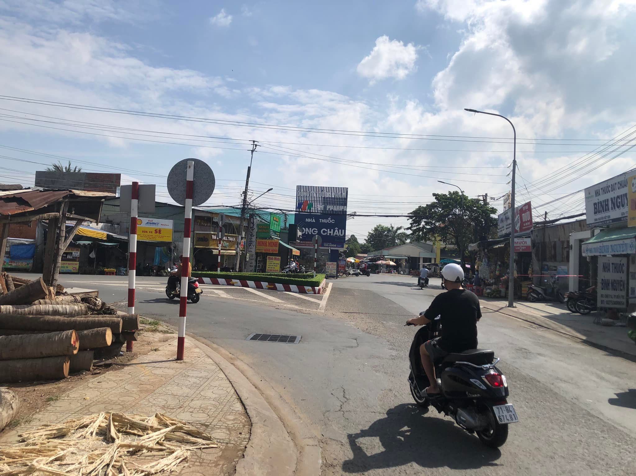 NHÀ ĐẠI HẠ GIÁ NHÀ 1 TRỆT 1 LẦU GẦN CHỢ P6 CHỈ 100M GIÁ CHỐT 1 TỶ 200 TR KHÔNG DÍNH QUY HOẠCH