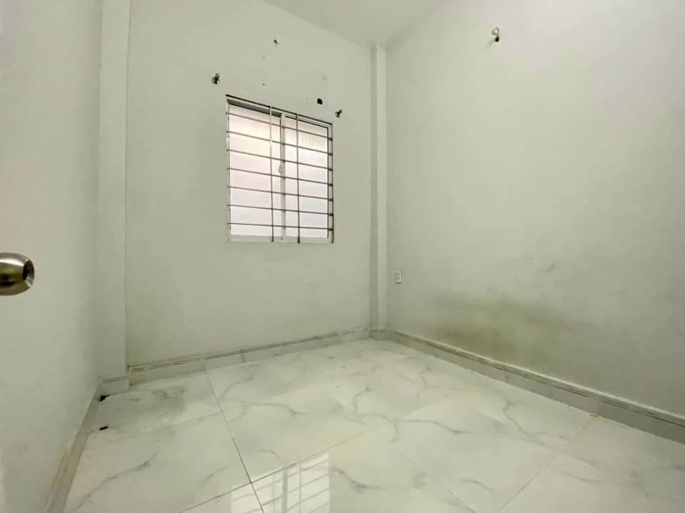 Bán nhà Nhà Bè SHR xe hơi đậu trước cửa hẻm 1886 Huỳnh Tấn Phát thị trấn Nhà Bè DT 4.35m*7.5m