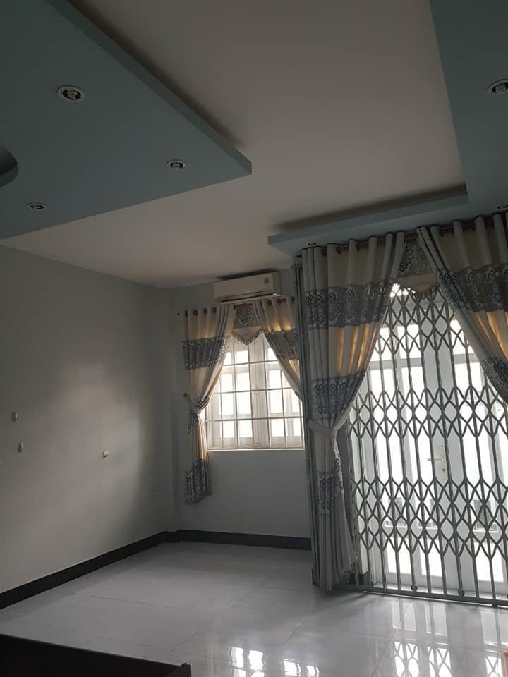 BÁN NHÀ ĐƯỜNG LÝ THƯỜNG KIỆT, PHƯỜNG 6 ĐỐI DIỆN ĐIỆN MÁY CHỢ LỚN CÀ MAU