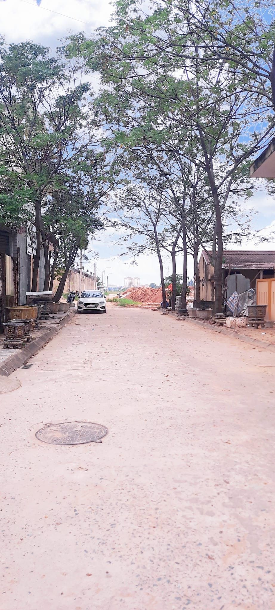 Bán Đất trung tâm đồng phú tổng diện tích 151,1m2, đất xây dựng 100m2. giá 2x tỷ
