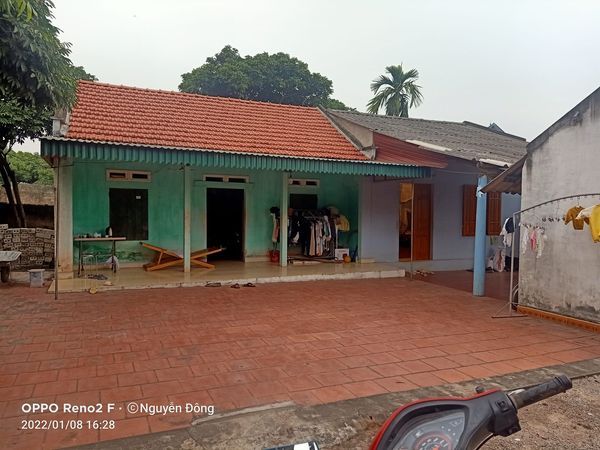 Cần bán mảnh vườn đẹp long lanh tại Đồng Kỳ cả nhà lẫn đất gần 1000m.chỉ việc sách va li đến ở