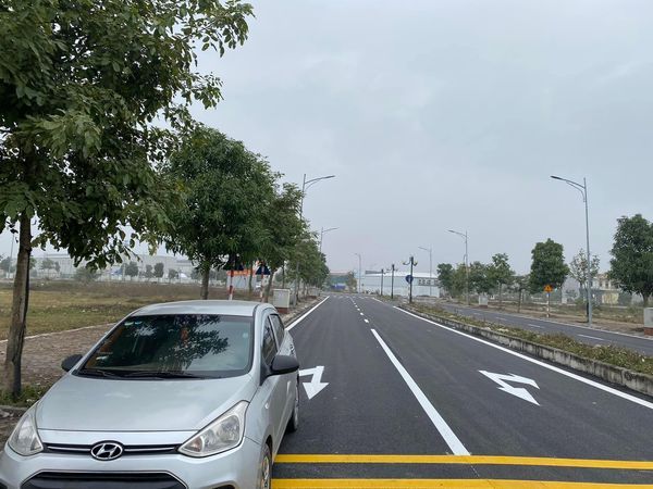 Bình lục chính chủ mình còn 1 lô Duy nhất giá 11xx Ko cột diện hố ga Mặt 6 Dien Tích 108m2