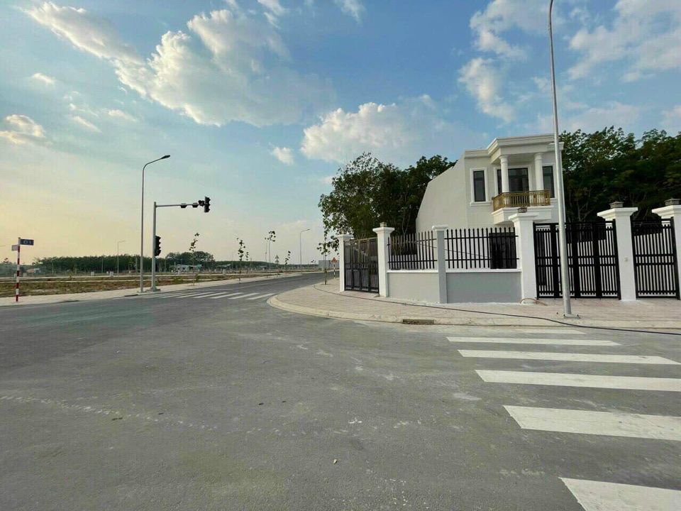 Bán đất trung tâm hành chính Bàu Bàng mặt tiền quốc lộ 13 gần trượng học, chợ, trung tâm hành chính