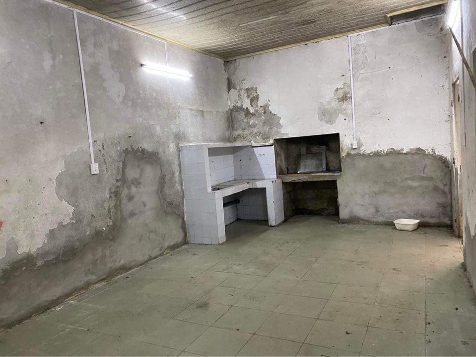 Cho Thuê Căn nhà cấp 4 mặt đường chính Quảng Trường thị trấn Quảng Uyên Diện tích 5,2x28m (160m2)