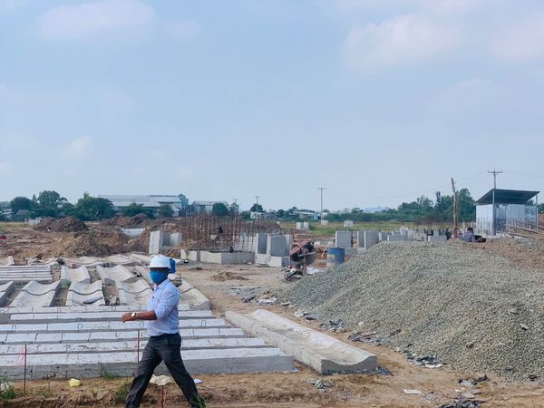 Bán nền tại An Thạnh Trung huyện Chợ Mới cách thành phố Long Xuyên 7p đi xe Diện tích 5x16m; 5x22