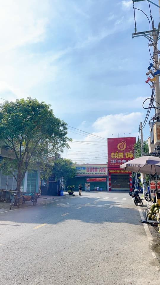 BÁN NHÀ MẶT TIỀN D35 KDC VIỆT SINH TRUNG TÂM THÀNH PHỐ THUẬN AN VỊ TRÍ NHÀ SÁT LÔ GÓC DT 110.5m2