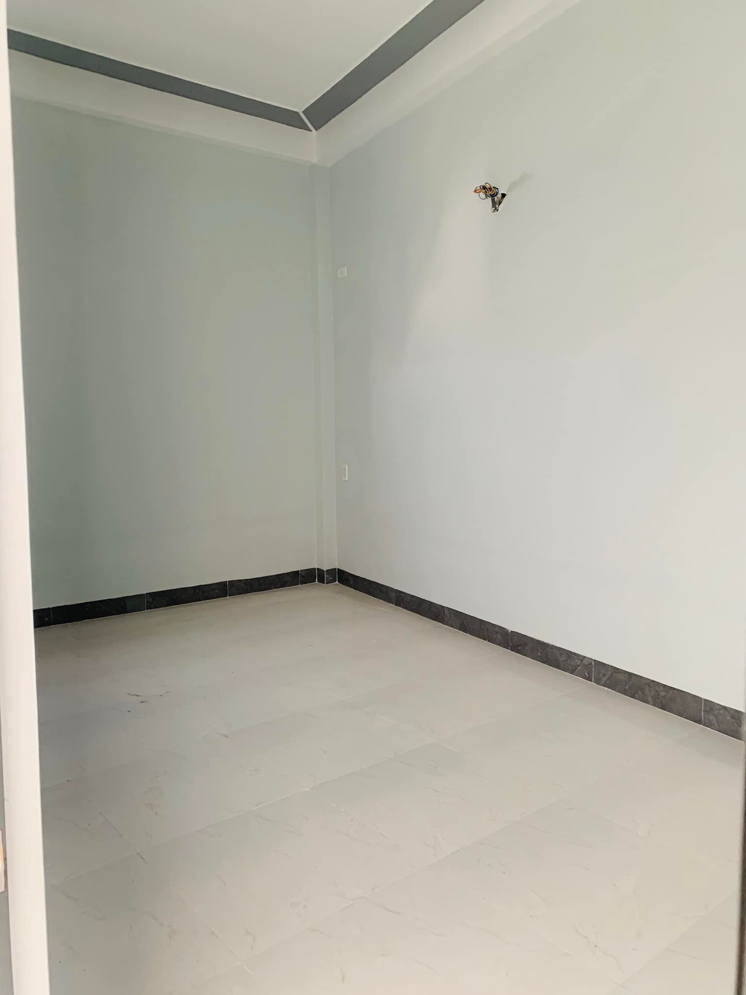 BÁN CĂN NHÀ HẺM RỘNG VÀ CẠN ĐƯỜNG TRẠNG QUỲNH, P.QUANG TRUNG TP- QN